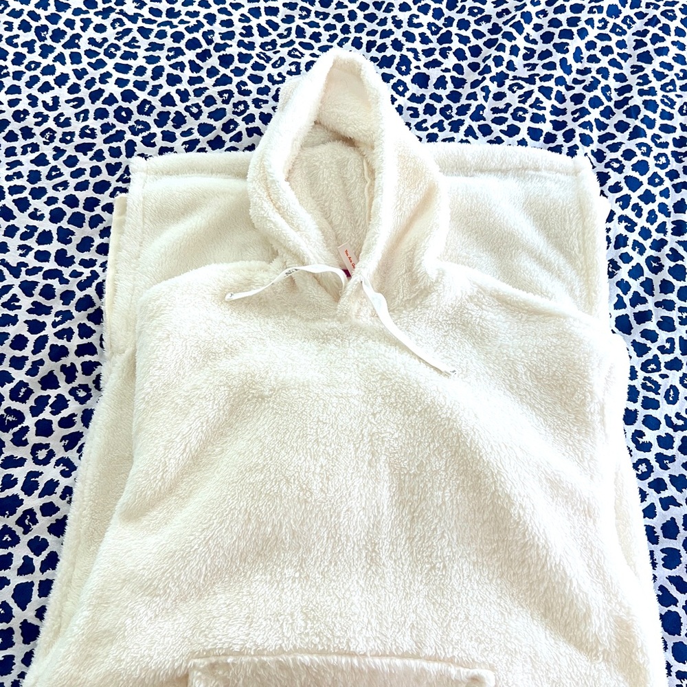 Joyspun XS Hooded oversized wearable blanket